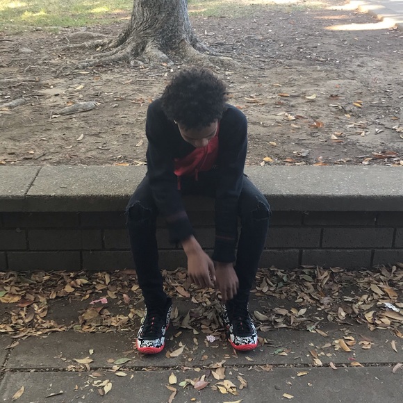 Meet your Posher, Clifton - Picture 1 of 1